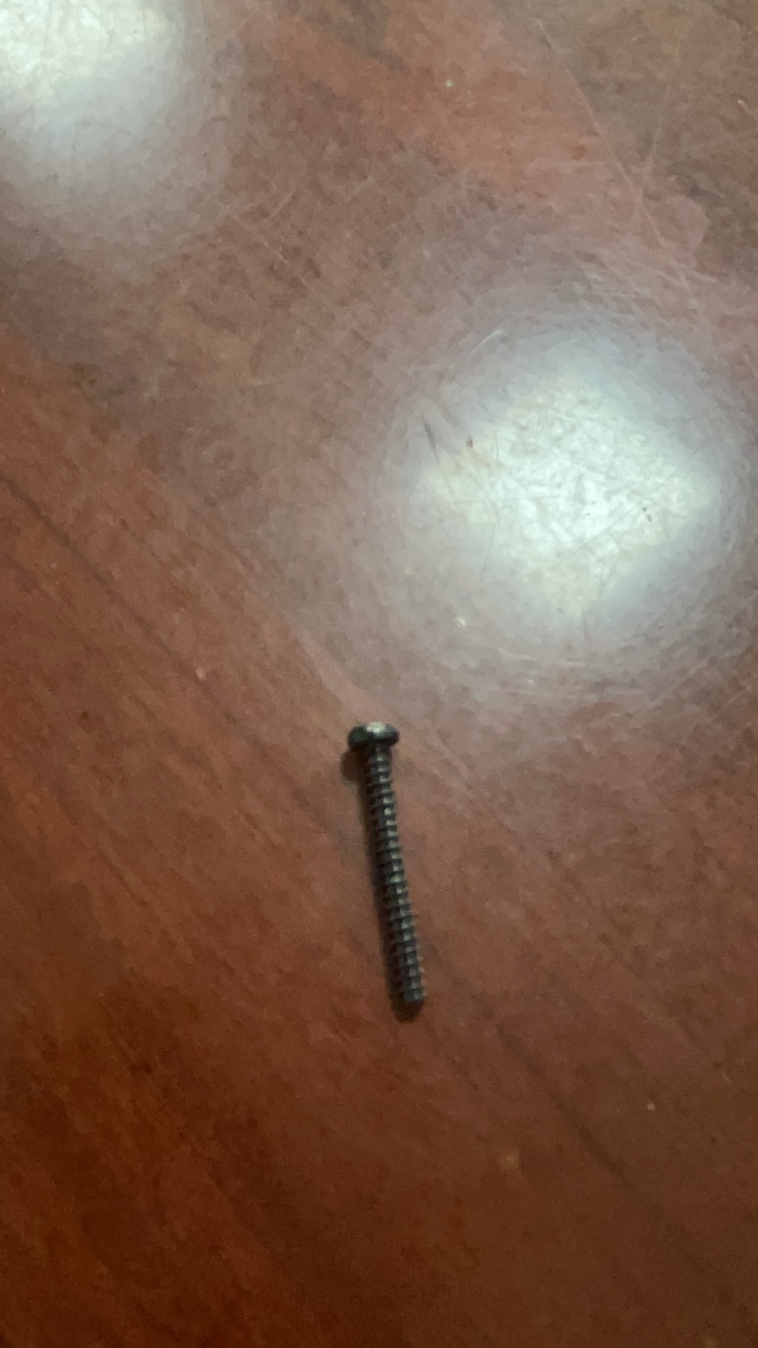 圆头梅花螺丝